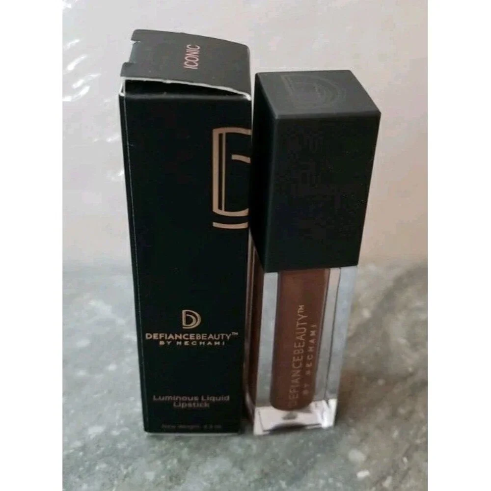 Liquid Lipstick ICONIC Defiance Beauty By Nechami Luminous Full Size 4.3 mL
